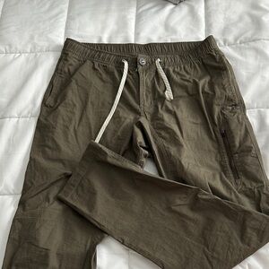 Vuori Olive Green Cargo Jogger Pants